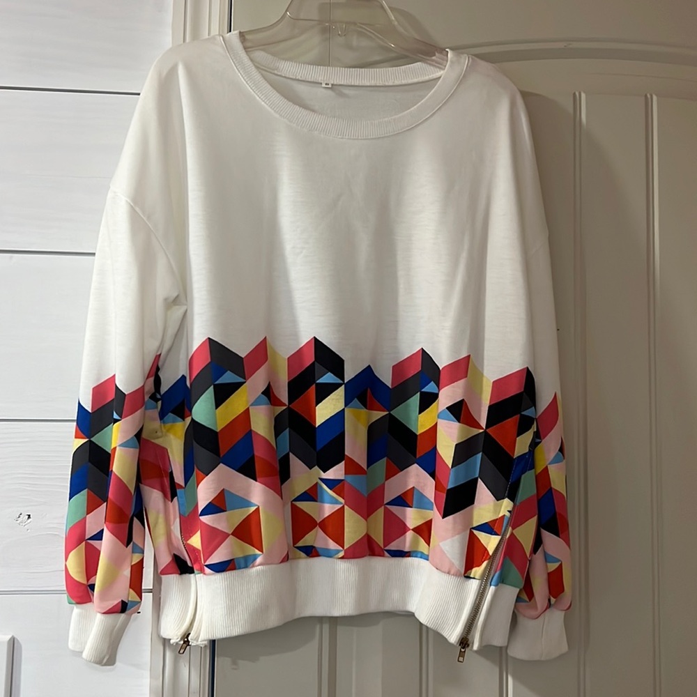 Sweatshirt